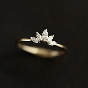 Dainty Marquise Crown Chevron Gold Ring